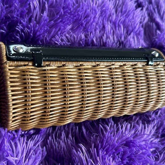 Michael Kors Basket Weave Santorini Clutch - Picture 4 of 10